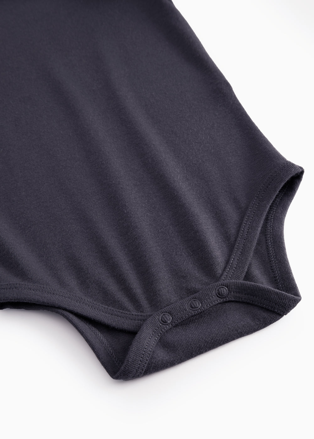 Mørkeblå bodystocking med trykknapper i skridtet