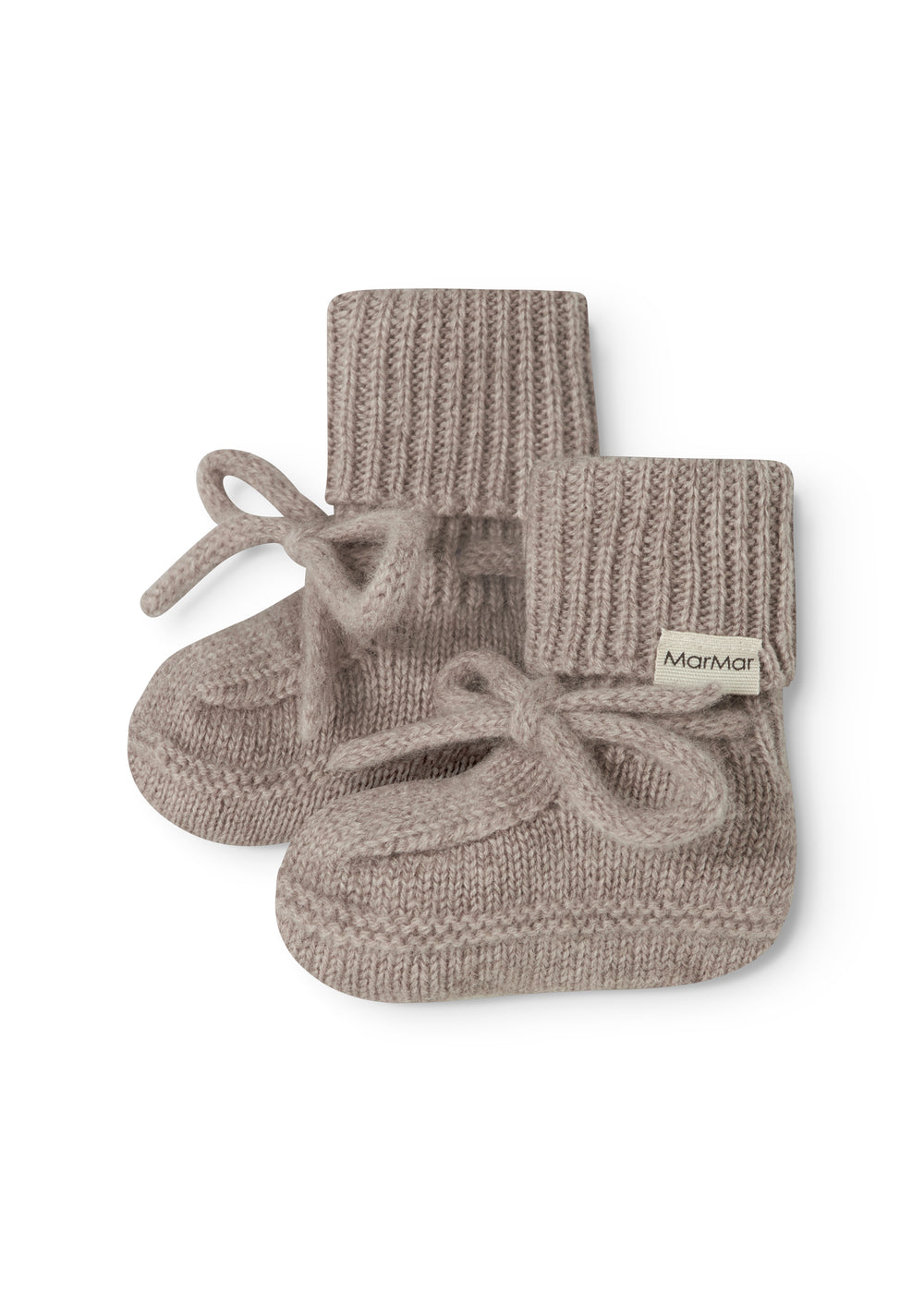 Strikkede babysokker i grå-beige melange med ribkant og sløjfe, set i par