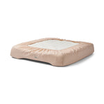 Beige pudebetræk med elastisk kant og let topfold