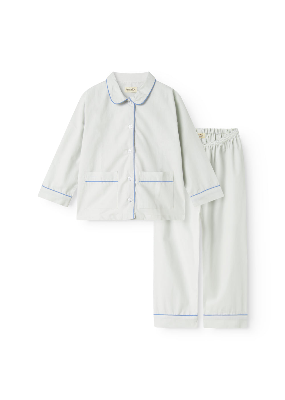 Pajamasæt med skjorte og bukser i lys farve, blå piping og knaplukning