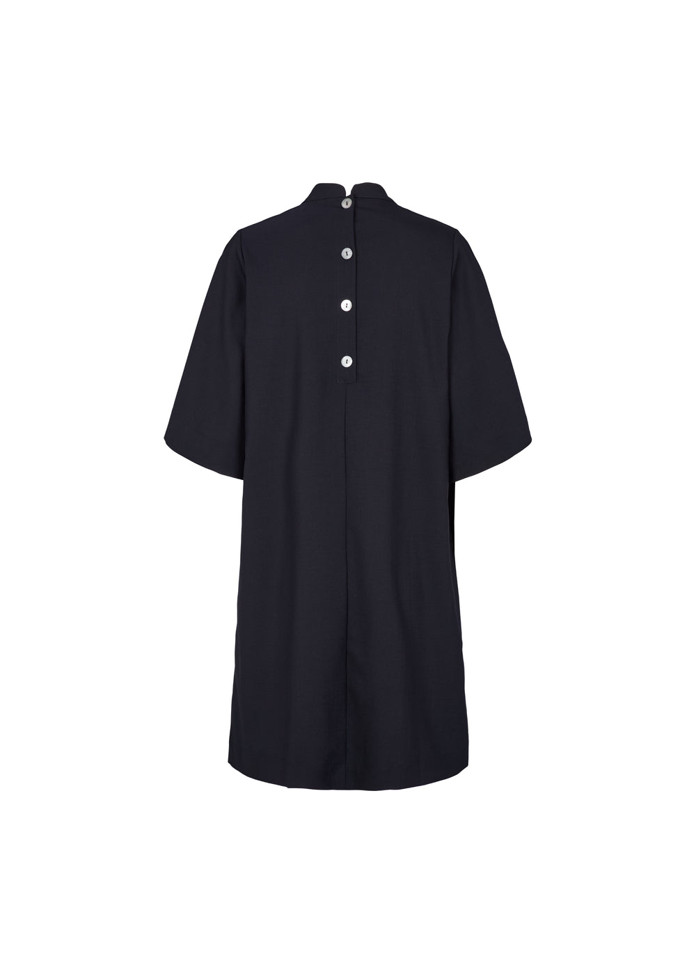 Mørk navy kjole set bagfra med rund hals, knapper i ryggen og korte, vide ærmer