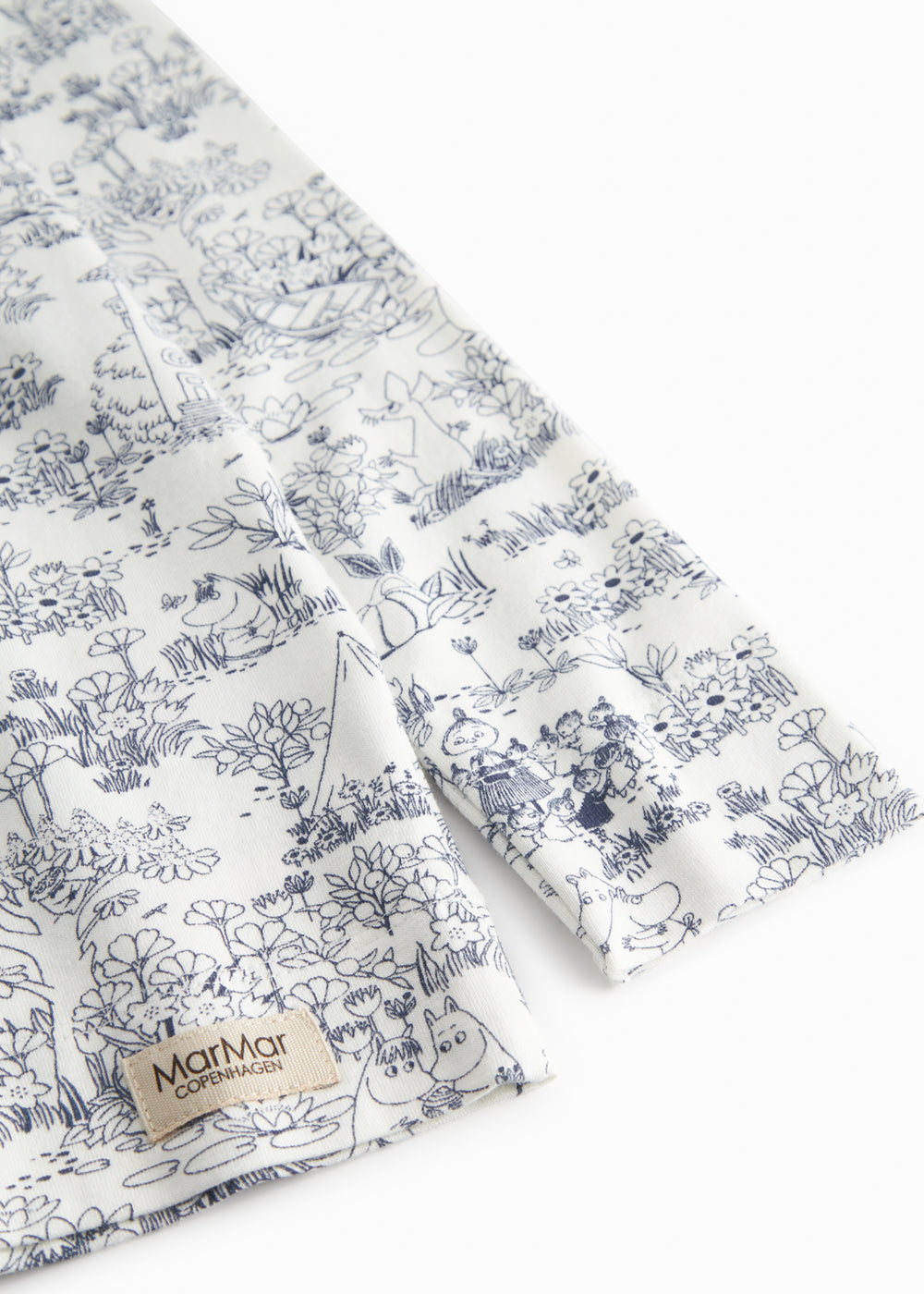 Nattøj sæt til børn med et fint Moomin print