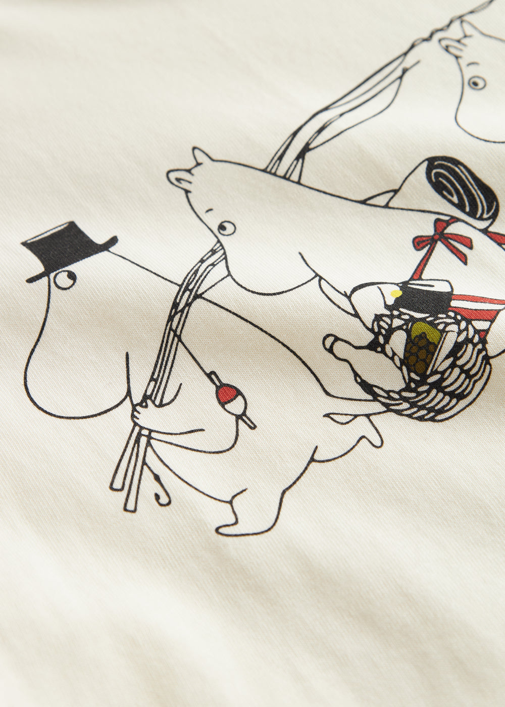 Offwhite børne-T-shirt med detaljeret Moomin-illustration foran