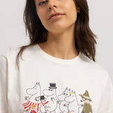 Cremefarvet T-shirt med rund hals og farverigt Moomin-print foran