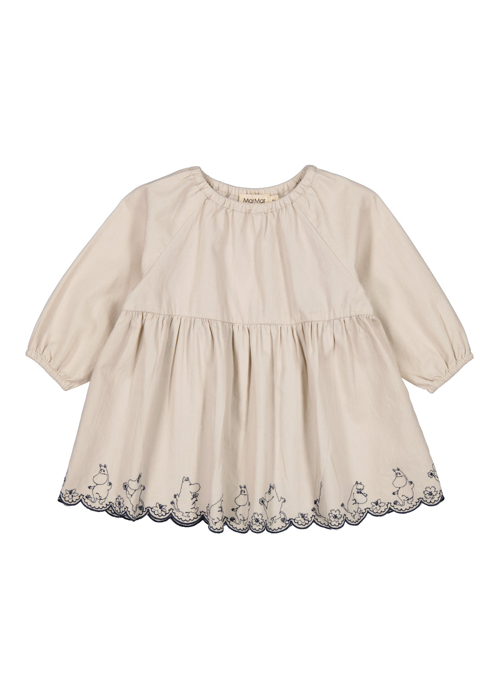 Bejge babykjole med lange ærmer, elastisk hals og pyntet blondekant forneden.