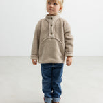 Teddy anorak i oyster grey med hætte, knaplukning og kængurulomme