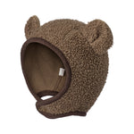 Brun elefanthue til børn i teddyfleece med bjørneører og mørk kant.