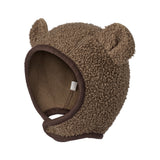 Brun elefanthue til børn i teddyfleece med bjørneører og mørk kant.
