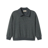 Ribstrikket polo-bluse med mørke striber, grågrøn farvetone og lange ærmer