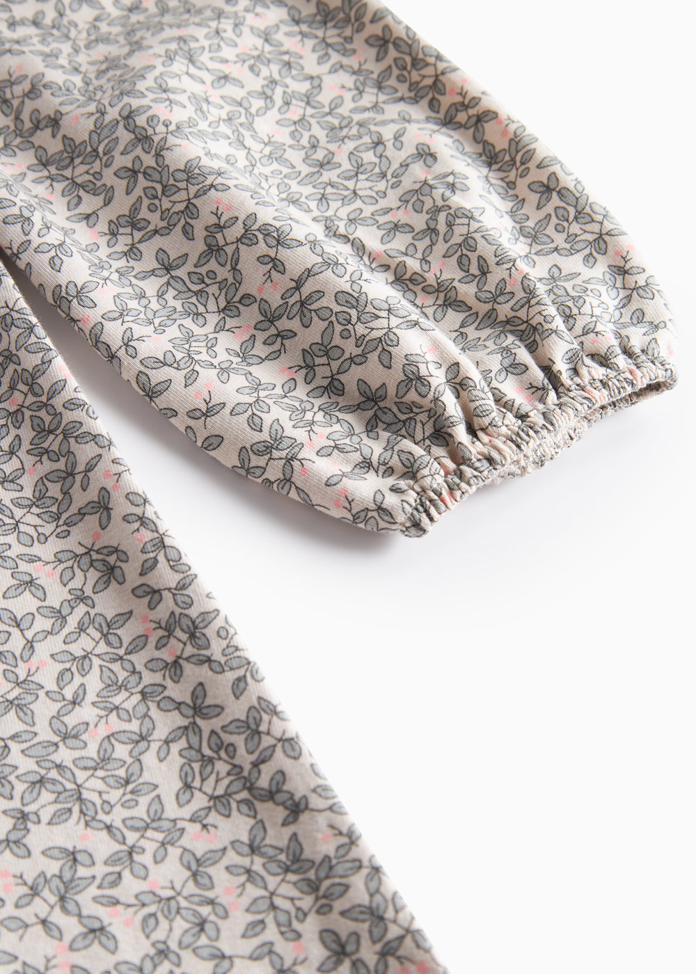 Mønstret kjole med lange ærmer og elastisk manchet, beige med små motiver