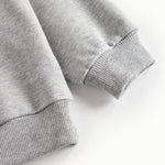 Ærme detaljer på grå sweatshirt til børn