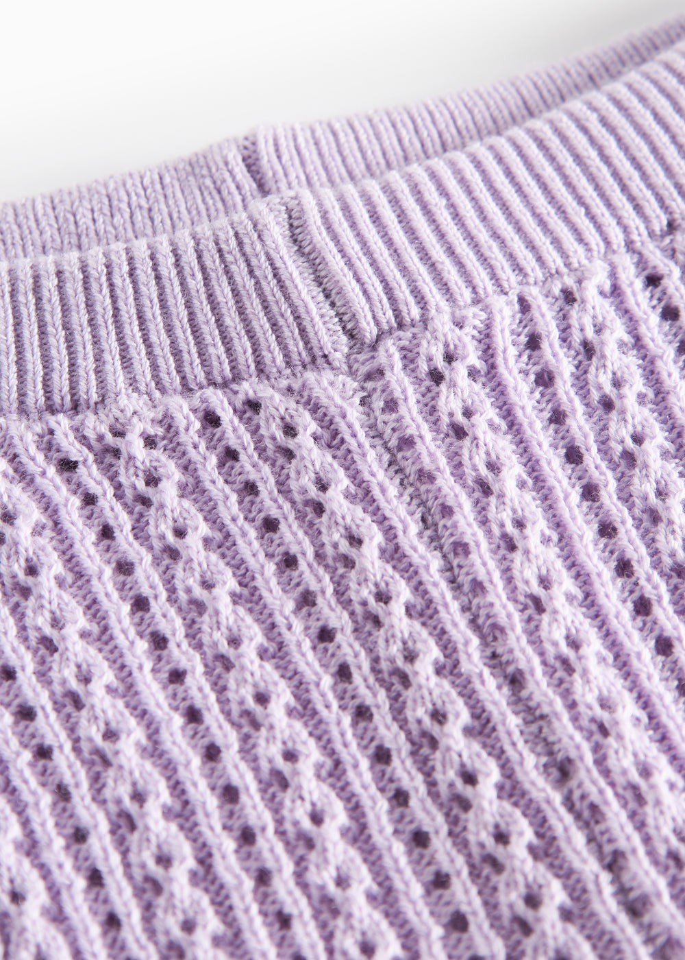 Stramme lilla leggings til baby i blødt bomuld