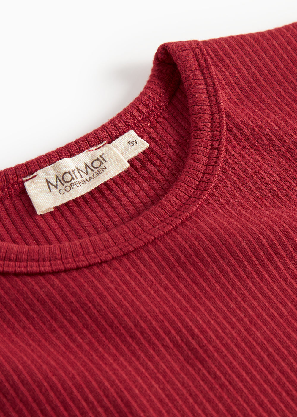 Rød ribstrikket t-shirt med lange ærmer til børn