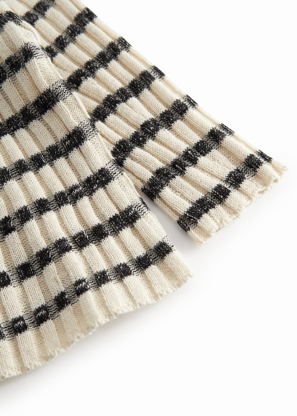 Strik baby cardigan med rund hals, striber og knaplukning