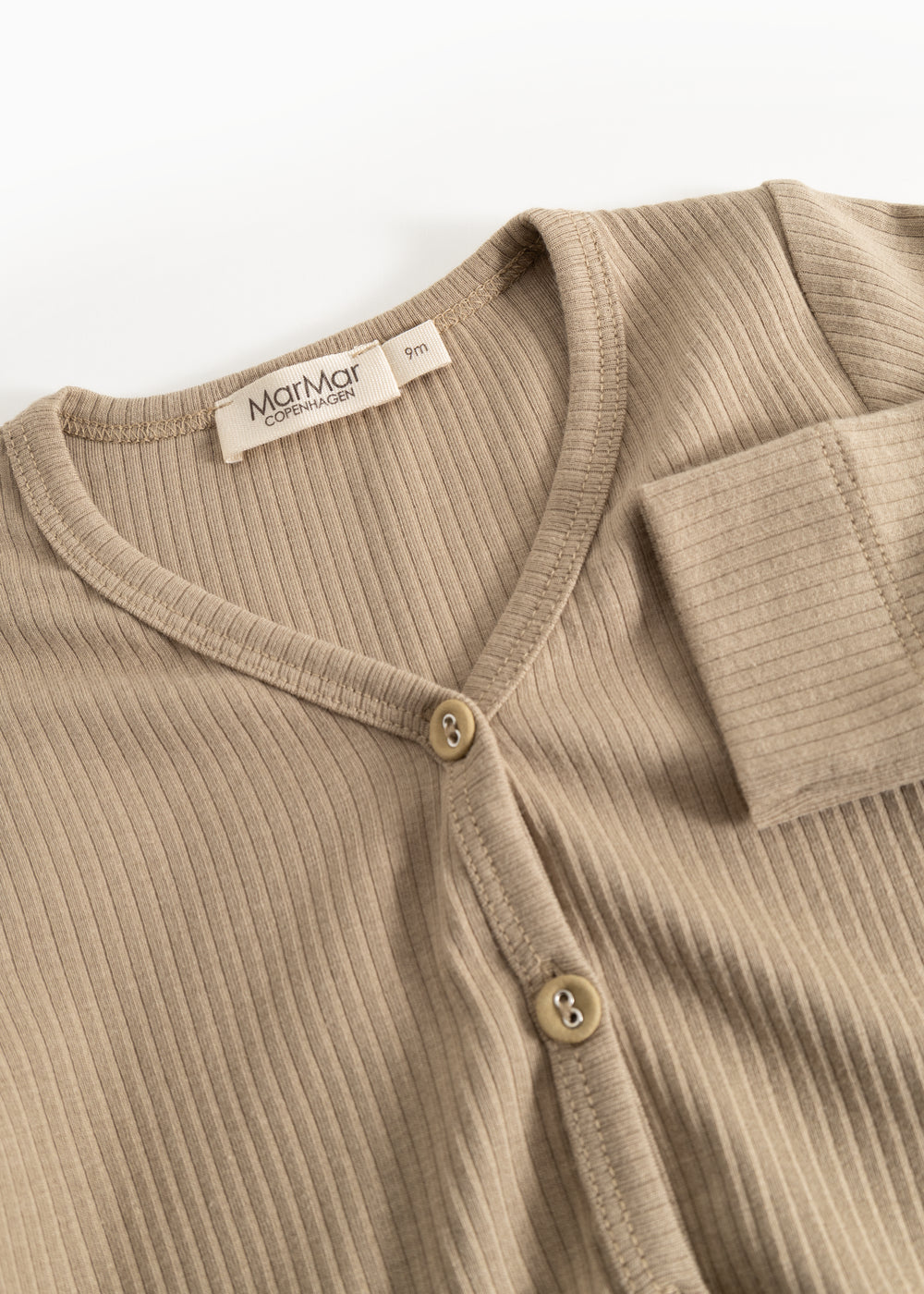 Strikket cardigan med V-hals og knaplukning, ribbet stof