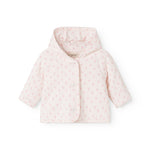 Hvid babyjakke med hætte, knaplukning og små pink blomsterprint