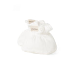 Hvide baby-booties i blødt stof med flæsekant og MarMar-mærke