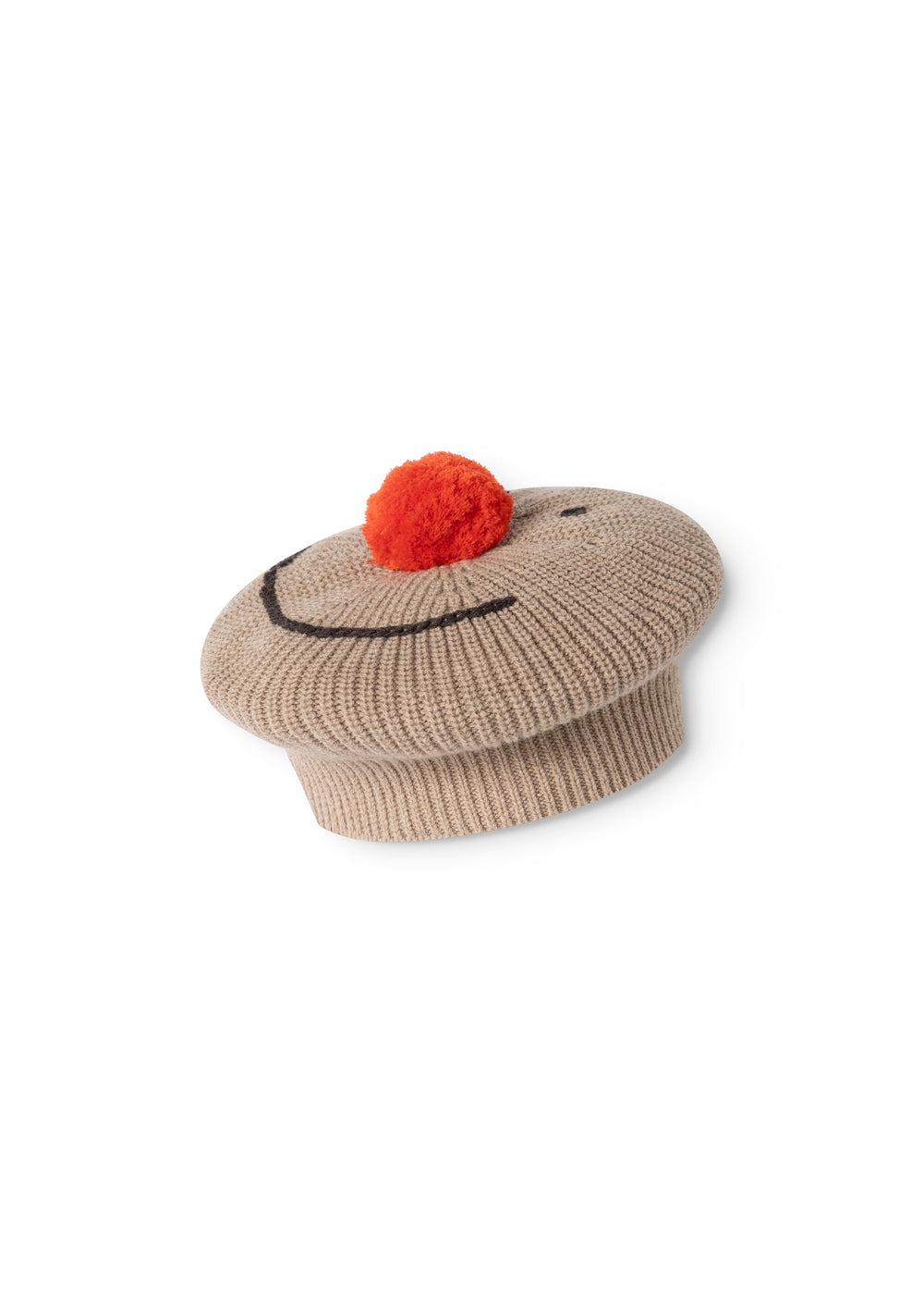 Strikhue i beige med orange kvast og broderet smiley