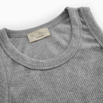 Ribbet grå ærmeløs tanktop kjole til kvinder 